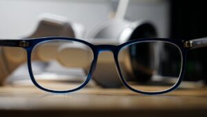 Apple-plans-smart-glasses-for-late-2027-and-a-revised.jpg