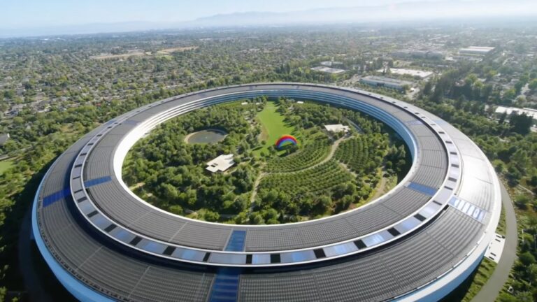 Apple-hires-Meta-VP-to-serve-as-head-of-global.jpg