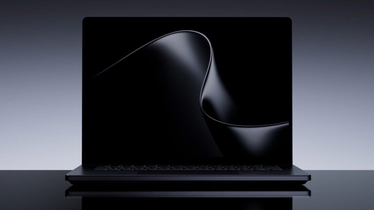 Microsoft-launches-2599-Surface-Laptop-Ultra-to-take-on-MacBook.jpg