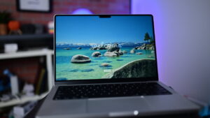 Sunday-Reboot-Tap-MacBook-Pro-and-macOS-on-iPads.jpg