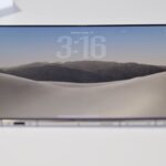 The-iPhone-Duos-internal-display-has-an-easily-replaceable-top.jpg