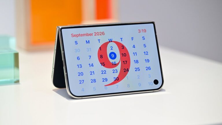 iPhone-Duo-dates-postponed-to-January.jpg